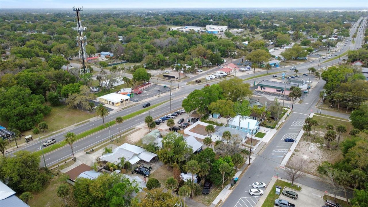 324 N Orange Street, New Smyrna Beach, FL 32168 Photo