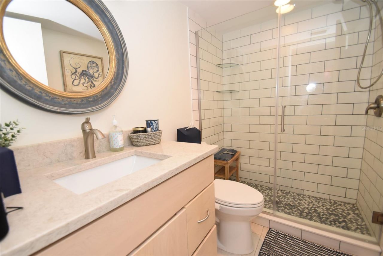 1510 Pelican Point Dr, Unit BA168, Sarasota, FL 34231 Photo