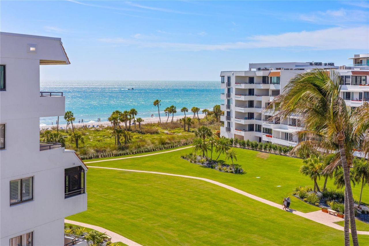 1445 Gulf Of Mexico Drive, Unit 501, Longboat Key, FL 34228 Photo