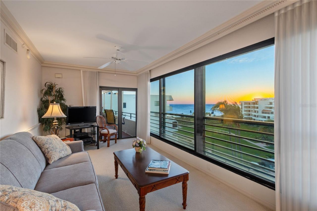 1445 Gulf Of Mexico Drive, Unit 501, Longboat Key, FL 34228 Photo