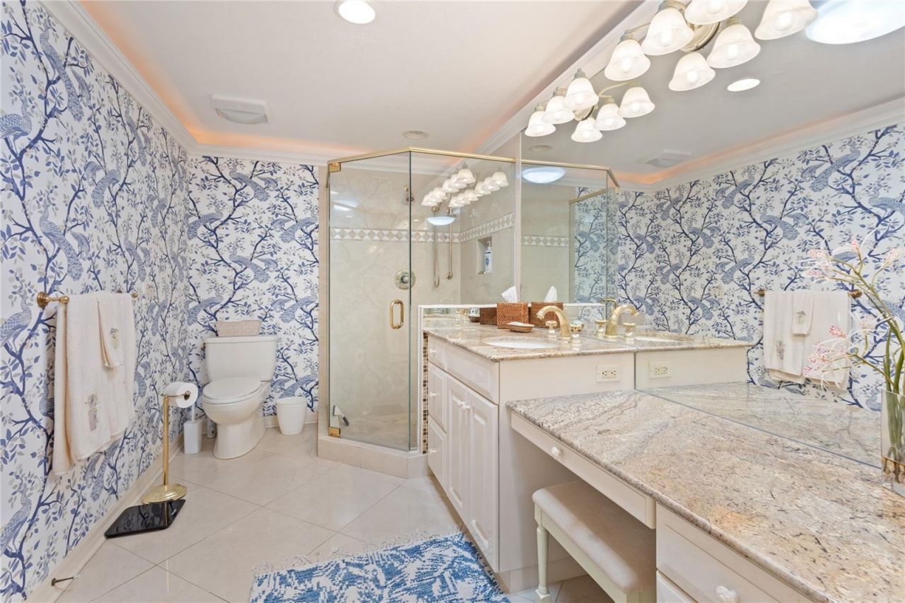 1445 Gulf Of Mexico Drive, Unit 501, Longboat Key, FL 34228 Photo