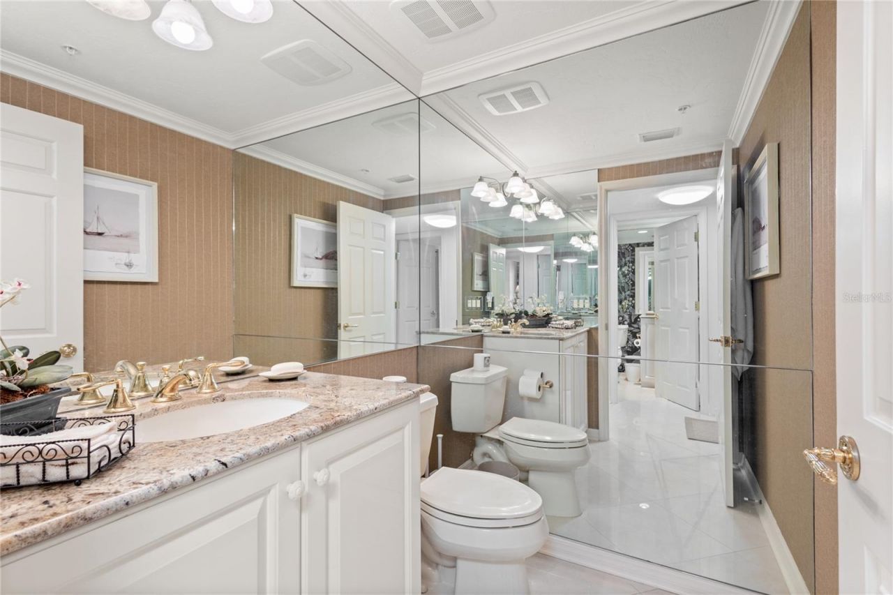 1445 Gulf Of Mexico Drive, Unit 501, Longboat Key, FL 34228 Photo