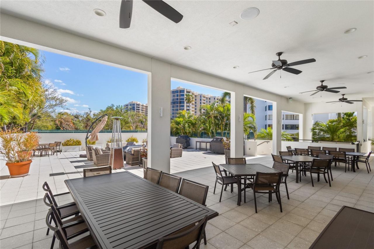 1445 Gulf Of Mexico Drive, Unit 501, Longboat Key, FL 34228 Photo