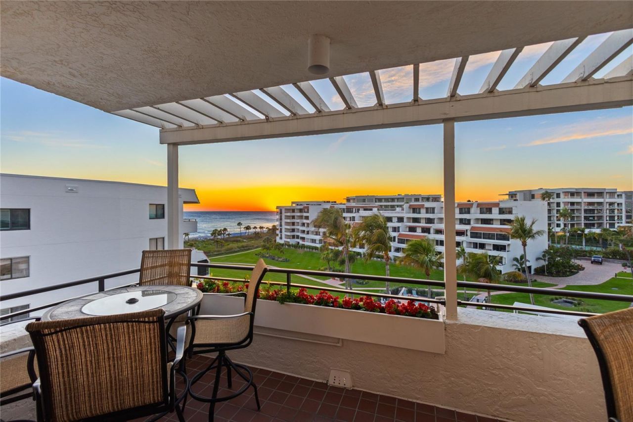 1445 Gulf Of Mexico Drive, Unit 501, Longboat Key, FL 34228 Photo