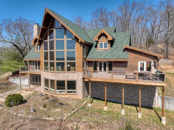 238 Lake Forest Drive , Eureka Springs, AR 72631