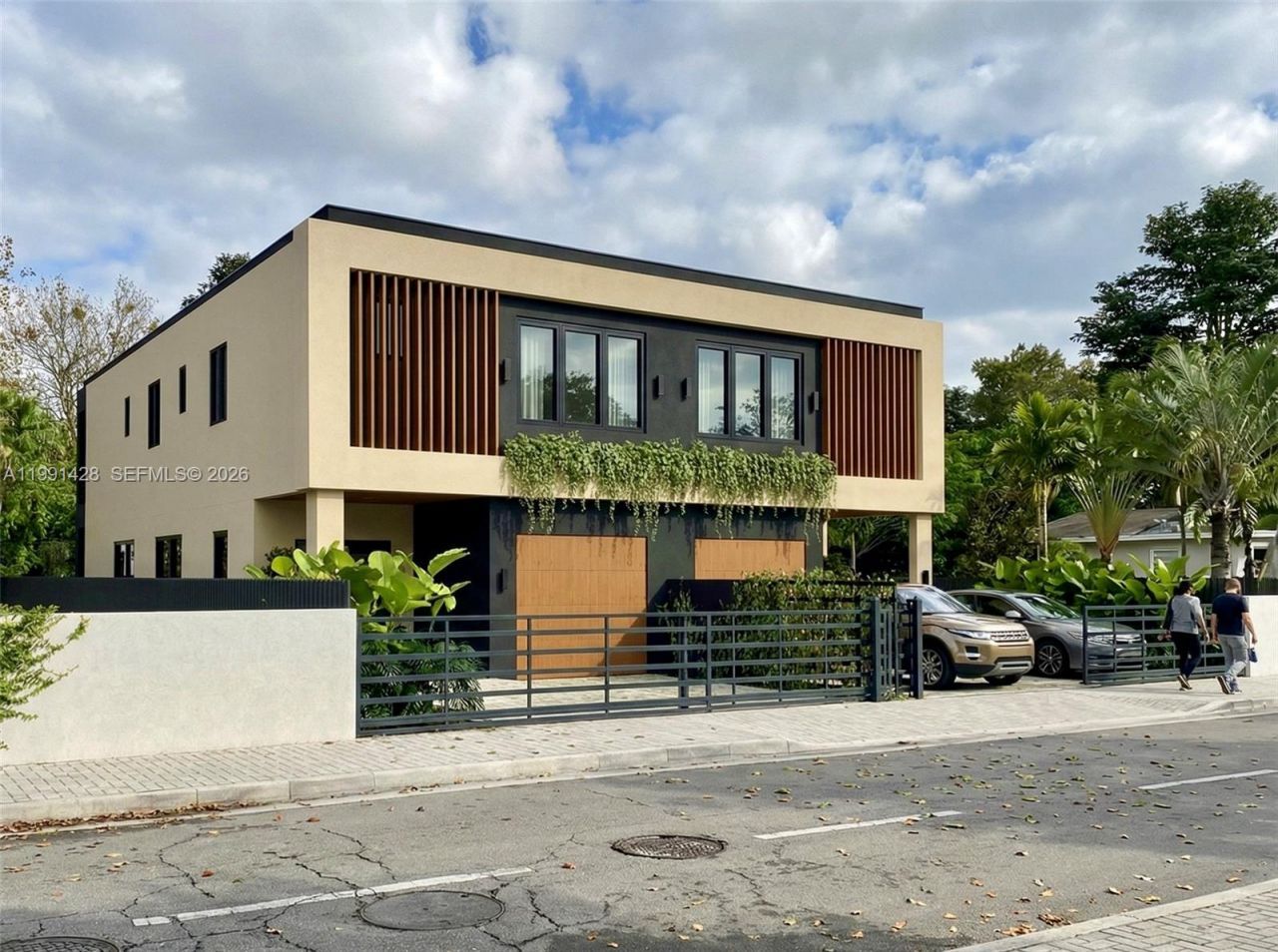 3021 SW 27th Street , Miami, FL 33133 Photo