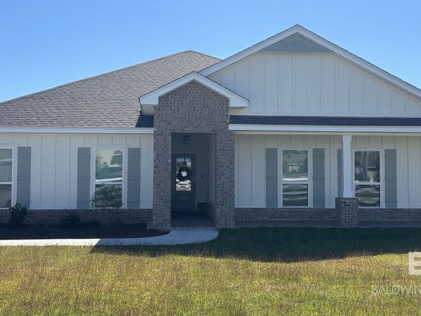 18800 County Road 48, Robertsdale, AL 36580