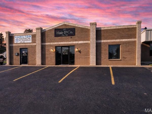 601 N Jefferson Avenue , Lebanon, MO 65536