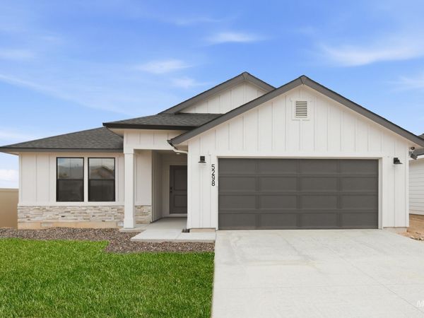 5298 E Phelps Lake Dr, Nampa, ID 83687