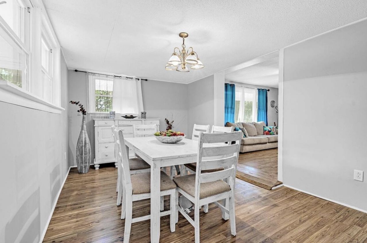 259 Temple Road Photo 9