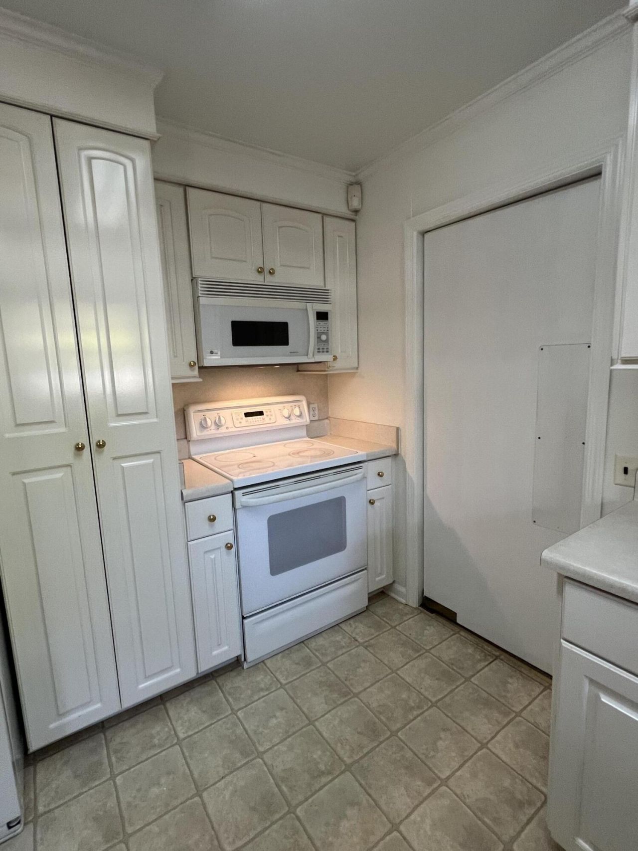 204 Gervais Street Photo 22