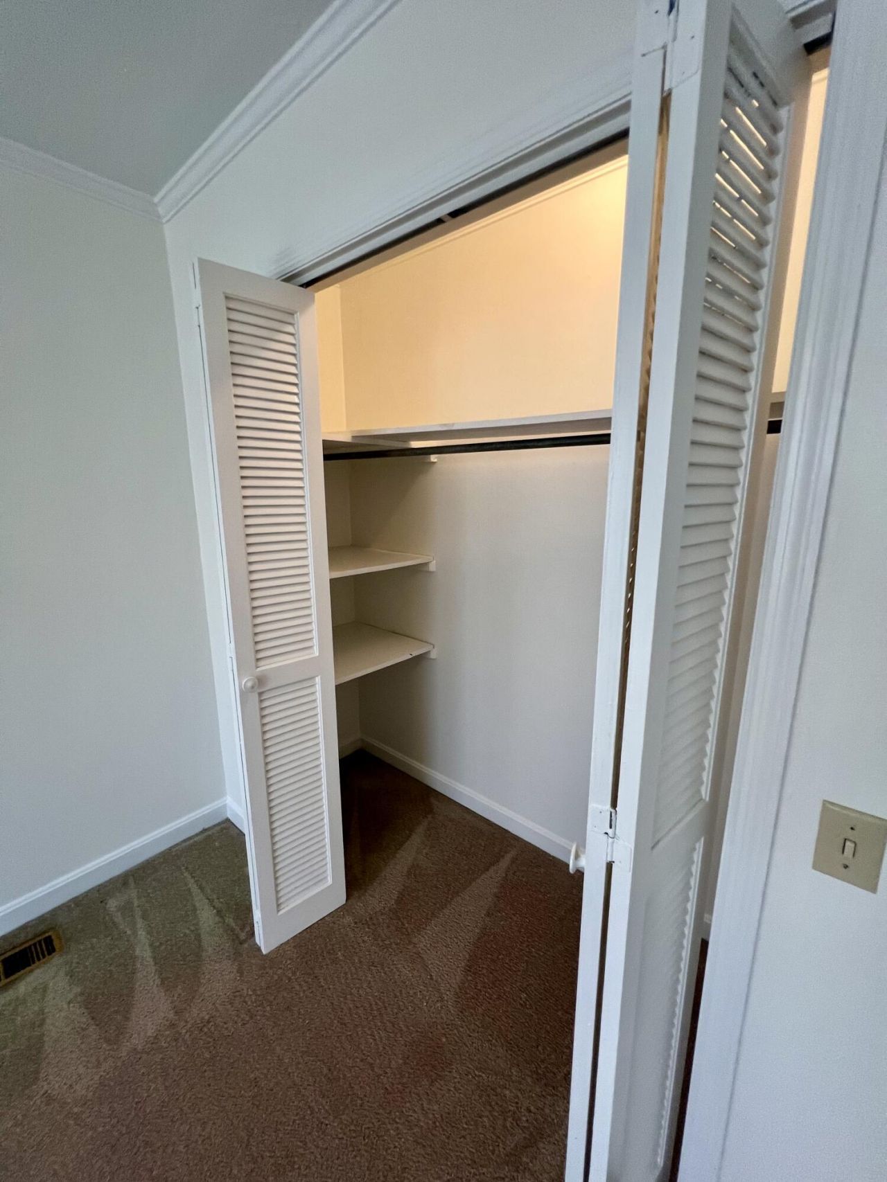 204 Gervais Street Photo 38