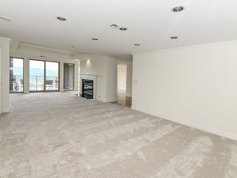 3435 Golden Avenue, Unit 1402, Cincinnati, OH 45226 Photo 13