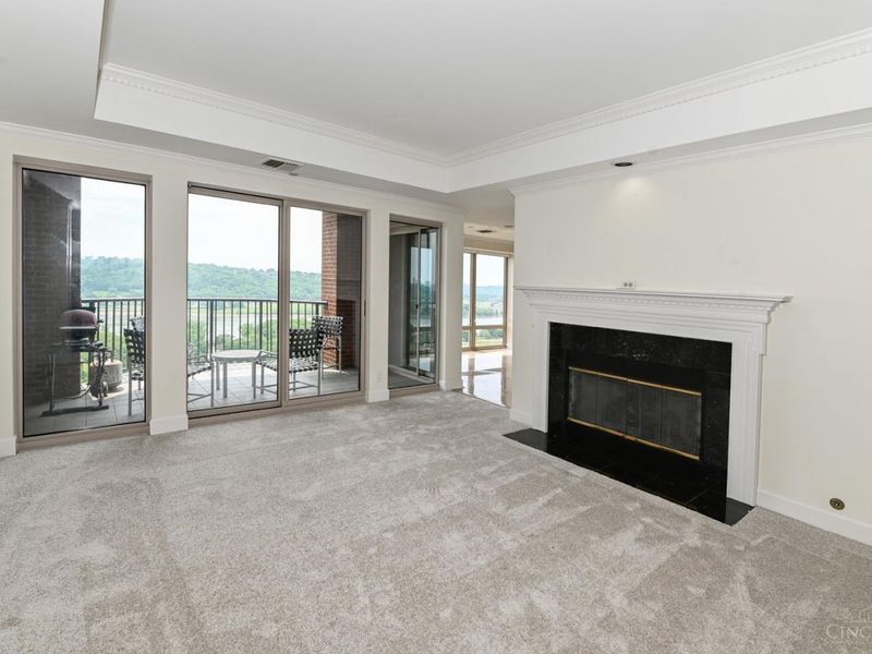 3435 Golden Avenue, Unit 1402, Cincinnati, OH 45226 Photo 17