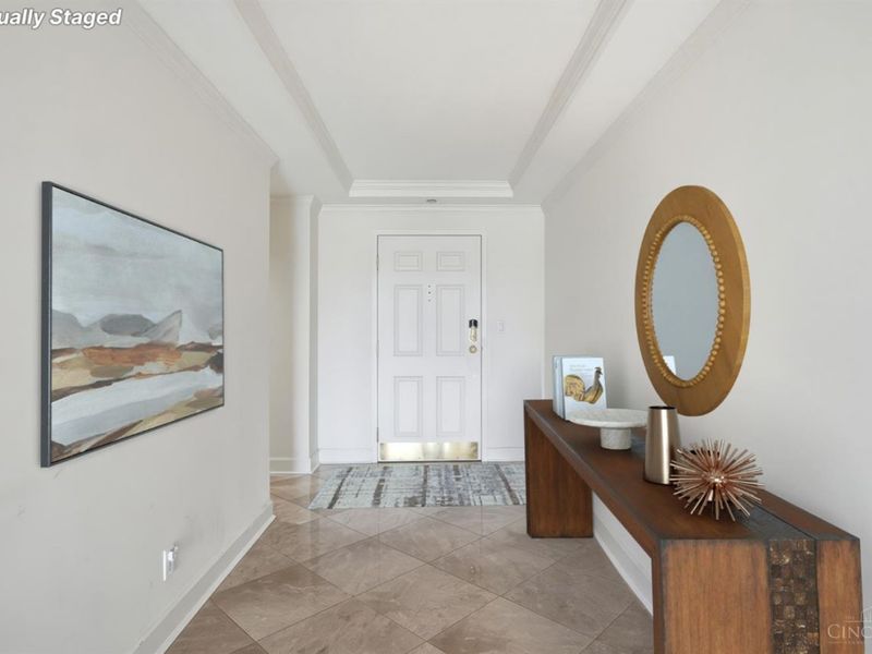 3435 Golden Avenue, Unit 1402, Cincinnati, OH 45226 Photo 2