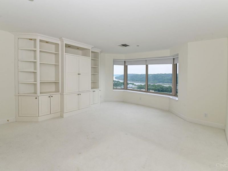 3435 Golden Avenue, Unit 1402, Cincinnati, OH 45226 Photo 31