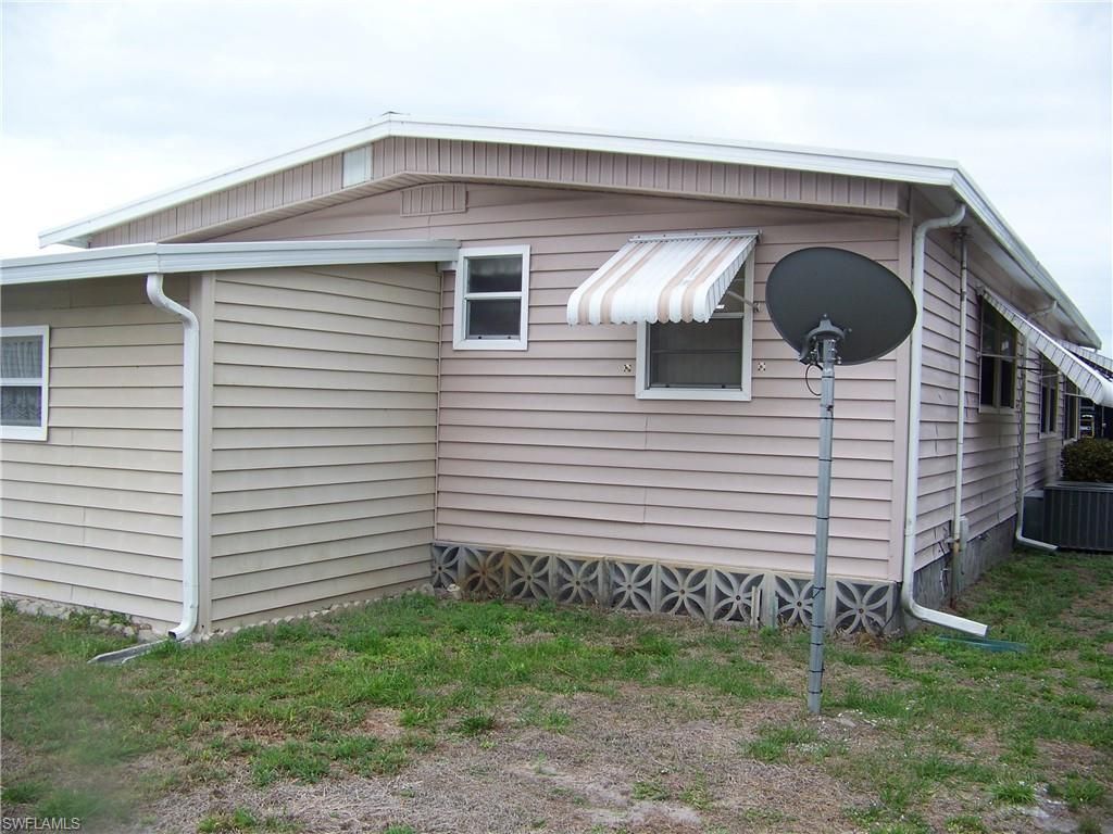 213 Brandywine Ln, North Fort Myers, FL 33917 Photo