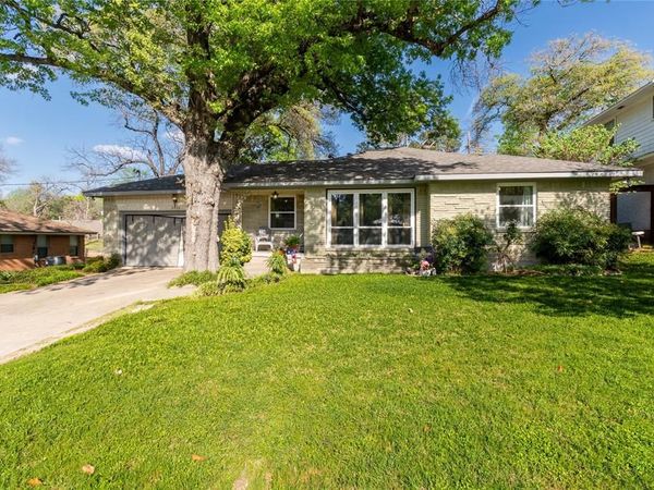 2422 Santa Cruz Drive, Dallas, TX 75227