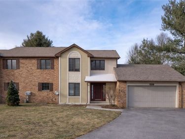 4839 Pond Drive NW, North Canton, OH 44720