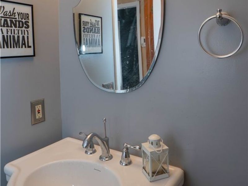 4839 Pond Drive NW, North Canton, OH 44720 Photo 19