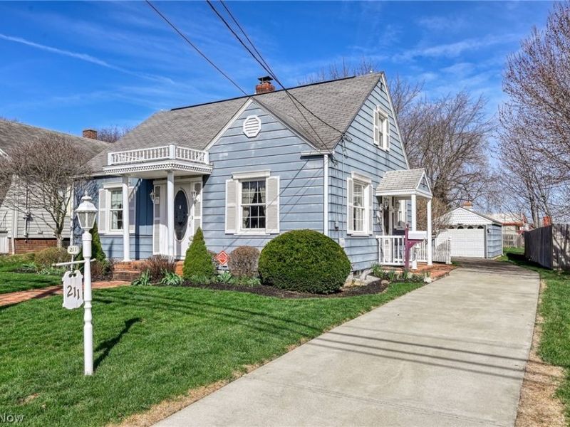 211 Millview Place SW, Canton, OH 44706 Photo 2