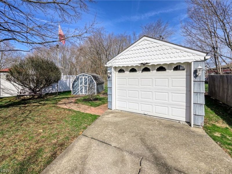 211 Millview Place SW, Canton, OH 44706 Photo 32