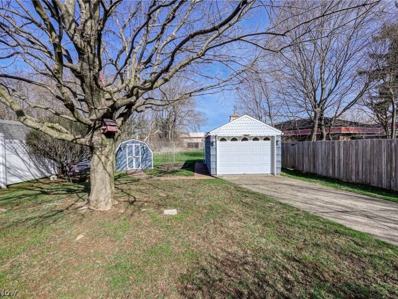 211 Millview Place SW, Canton, OH 44706 Photo 37