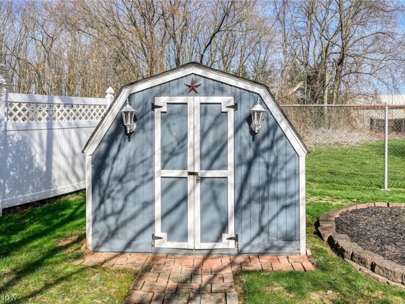 211 Millview Place SW, Canton, OH 44706 Photo 39