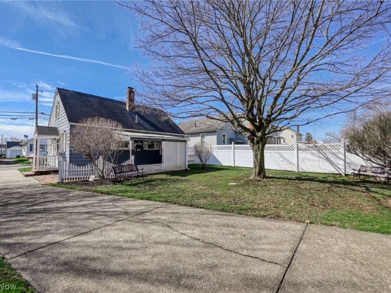 211 Millview Place SW, Canton, OH 44706 Photo 41