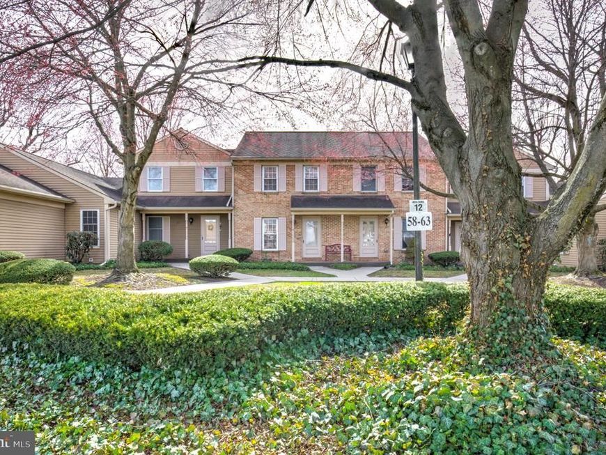 59 Ashlea Village , New Holland, PA 17557 Main Photo