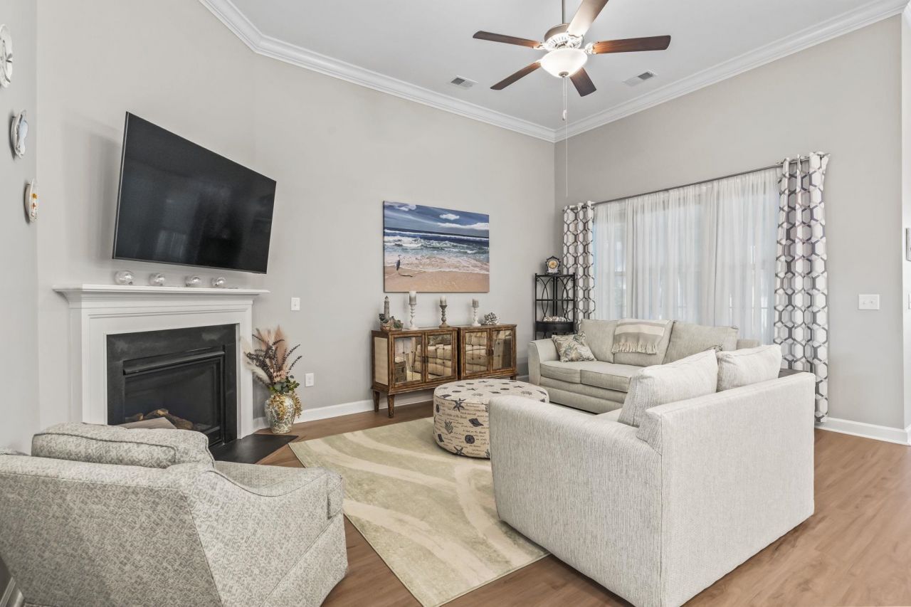 2049 Great Blue Heron Dr. Photo 11