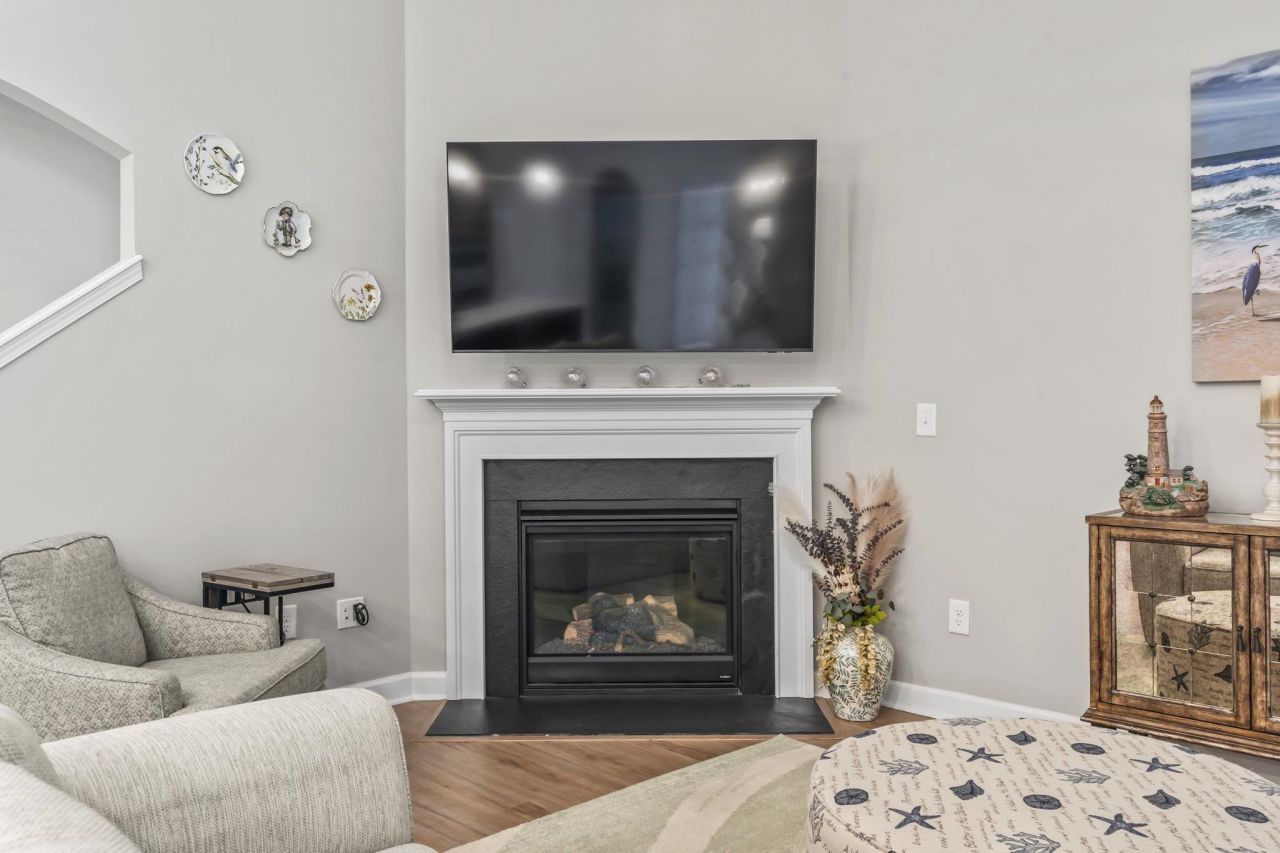 2049 Great Blue Heron Dr. Photo 13