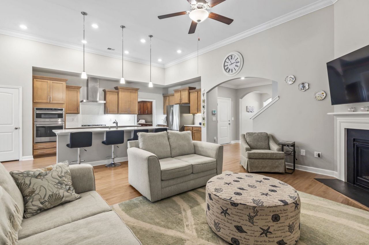 2049 Great Blue Heron Dr. Photo 14