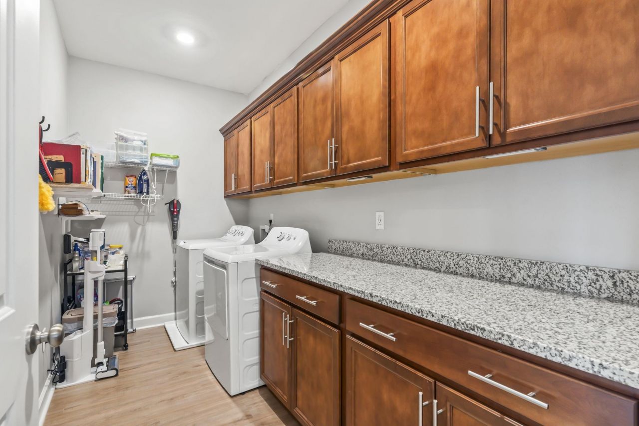 2049 Great Blue Heron Dr. Photo 25