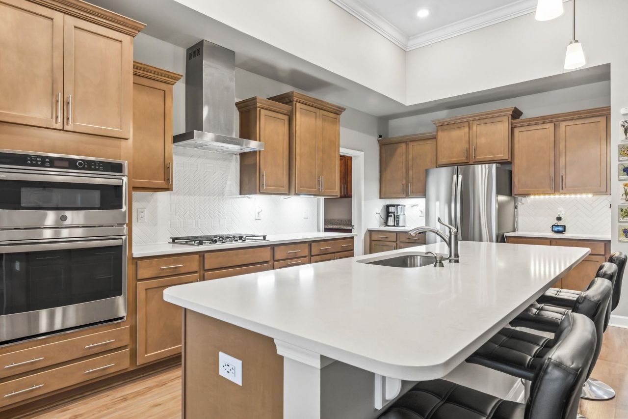 2049 Great Blue Heron Dr. Photo 5