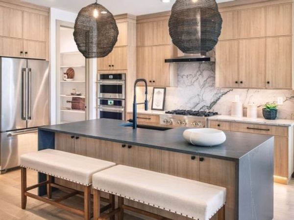 11 Blackmoor Ln, Randolph, NJ 07869