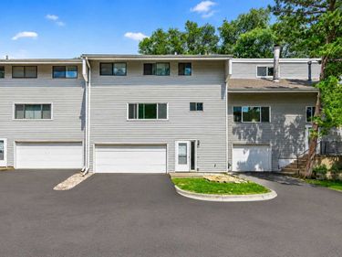 6618 Camden Drive, Brooklyn Center, MN 55430