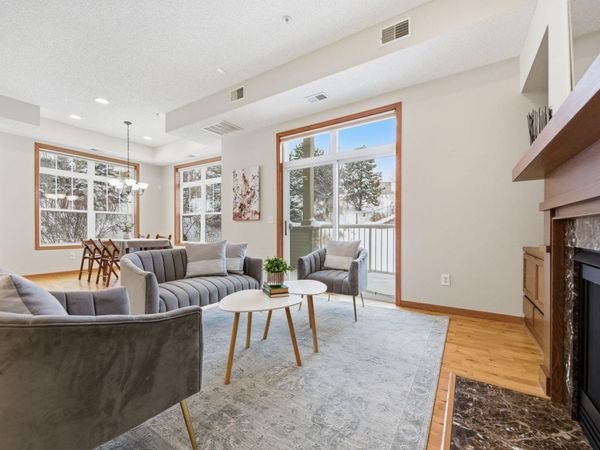 1256 County Road D E, Unit 104, Maplewood, MN 55109