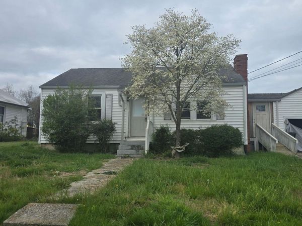 908 Crescent St, Morristown, TN 37813