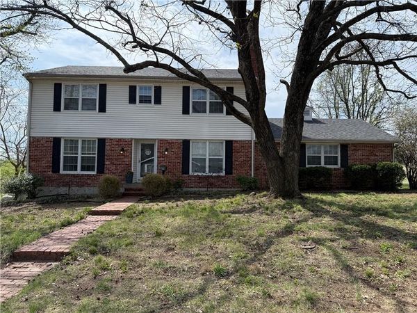 700 E Clark Street, Warrensburg, MO 64093