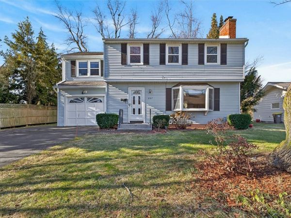 207 Edgemere Drive , Rochester, NY 14612