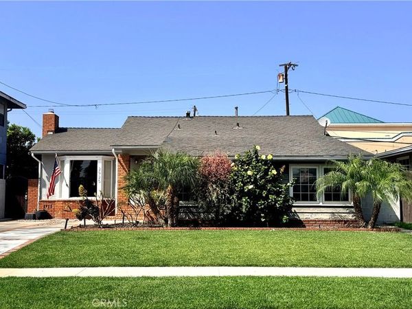 2925 Knoxville, Long Beach, CA 90815