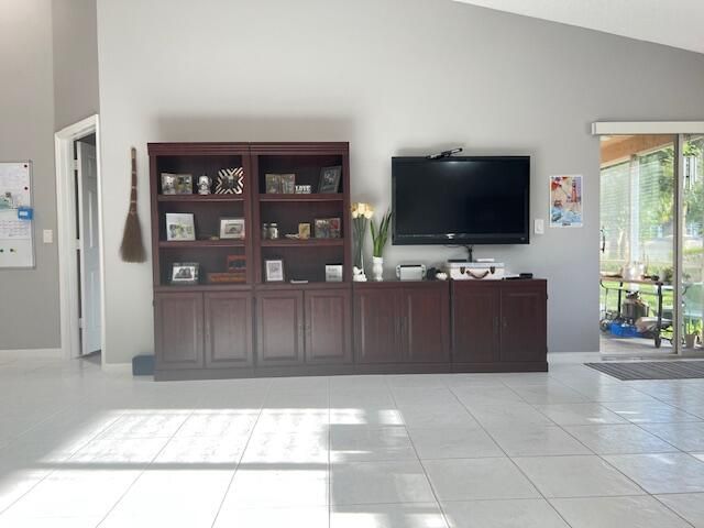 8597 Jade Drive, Unit 102, Tamarac, FL 33321 Photo