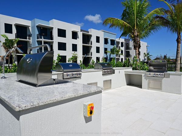 7200 W 4th Avenue, Unit 19-110, Hialeah, FL 33014