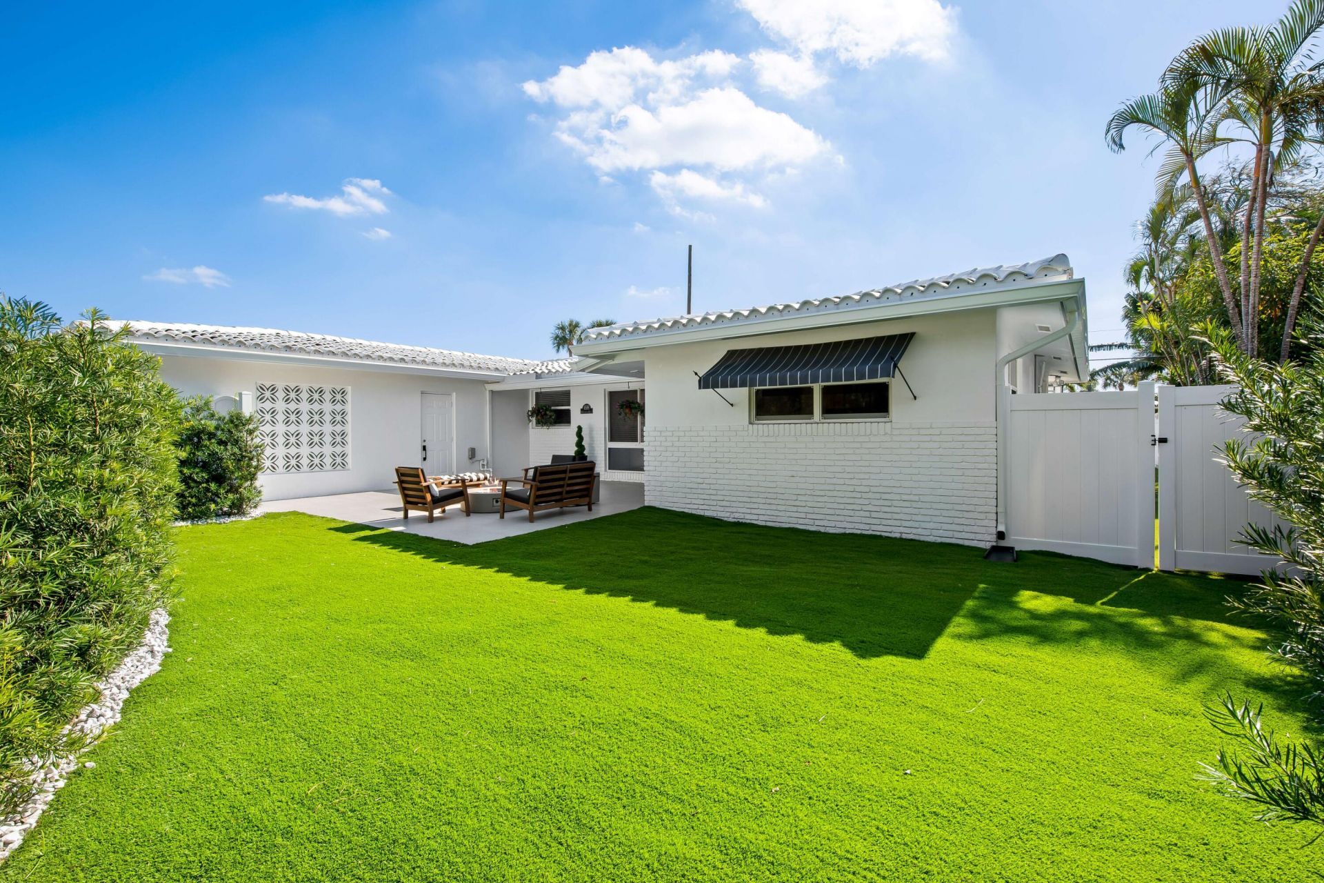 698 W Camino, Boca Raton, FL 33486 Photo