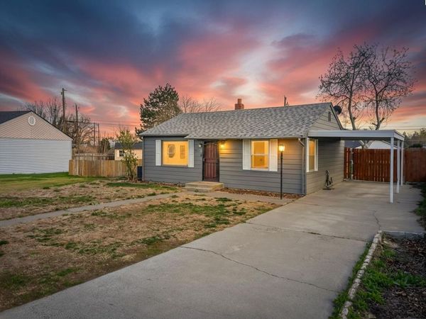 2211 W 6th Ave, Kennewick, WA 99336