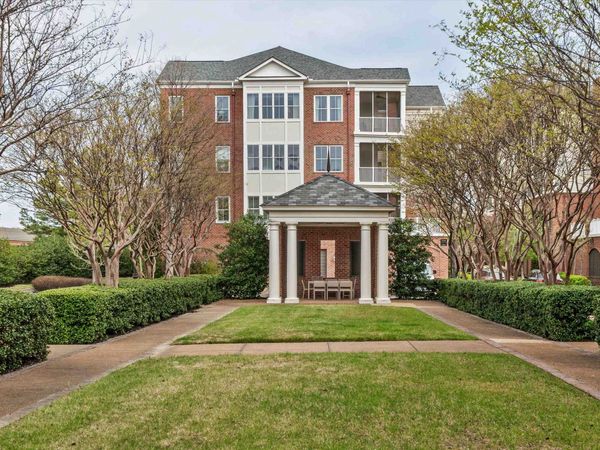 5194 LEXINGTON CLUB CV, Unit 401-402, Memphis, TN 38117