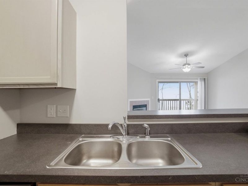 120 Carrington Lane, Unit 312, Loveland, OH 45140 Photo 14