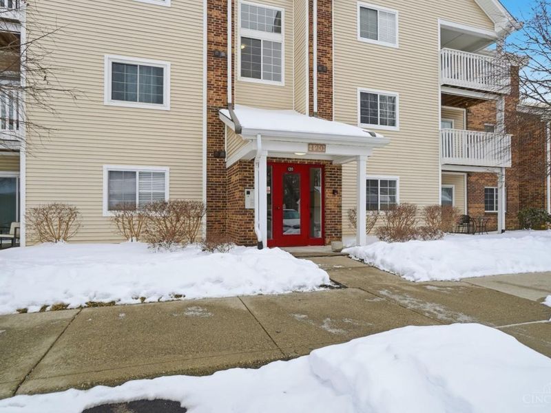 120 Carrington Lane, Unit 312, Loveland, OH 45140 Photo 3