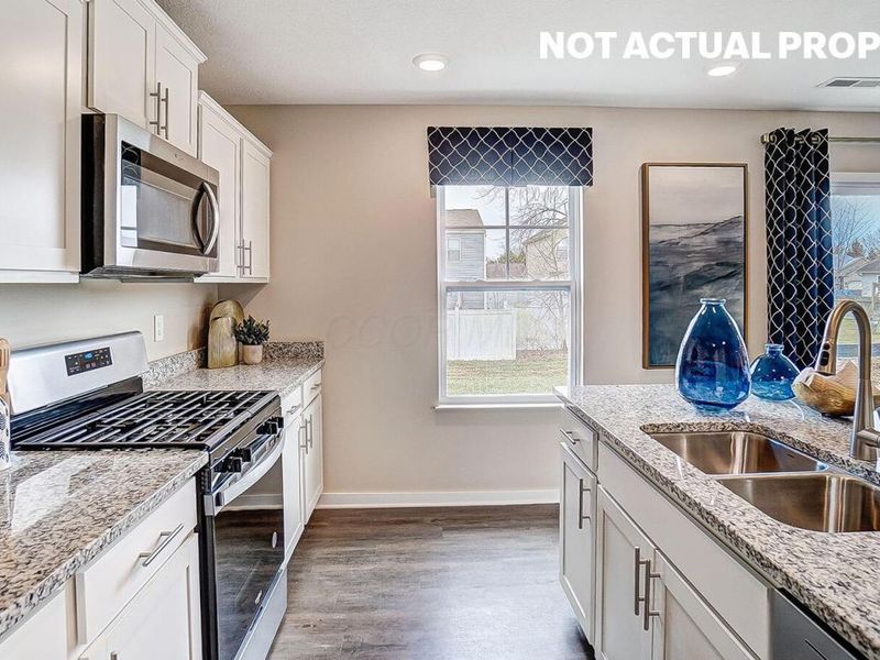 1223 Stratford Way , London, OH 43140 Photo 14